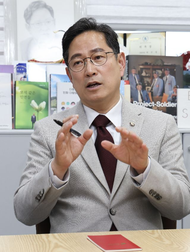 공직선거법 위반 혐의로 기소된 국민의힘 박수영(부산 남구) 국회의원이 1심에서 벌금 90만 원을 선고받았다. 부산일보DB