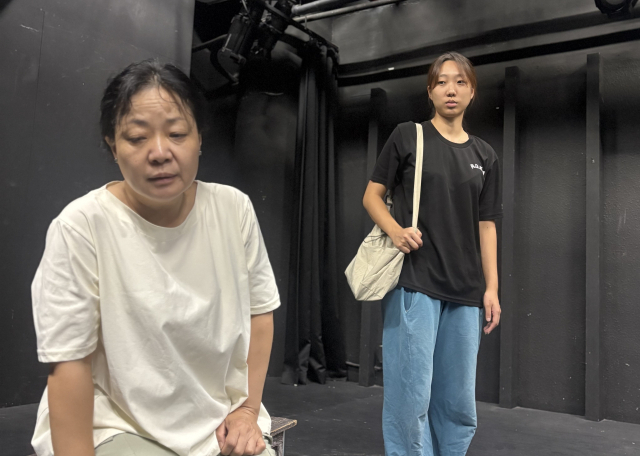 연극 '엄마, 다시 가을이 오면' 연습 장면. 극단 막 제공