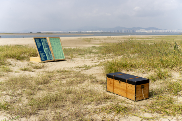 우리엘 올로브 ‘함께, 걷고, 사유하고’(2025). 부산비엔날레조직위원회 제공