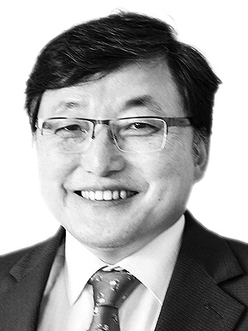 [시간은 거꾸로 간다] 노인 연령에 대한 오해