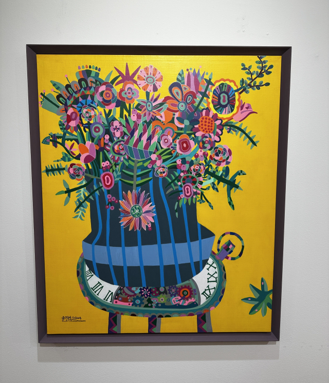 시계 그림을 주로 윤진석 작가의 작품. 김은영 기자 key66@