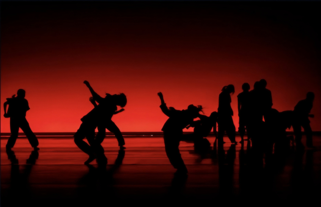 부산발레시어터의 2023년 창작발레 'shadowland' 공연 모습. 부산발레시어터 제공