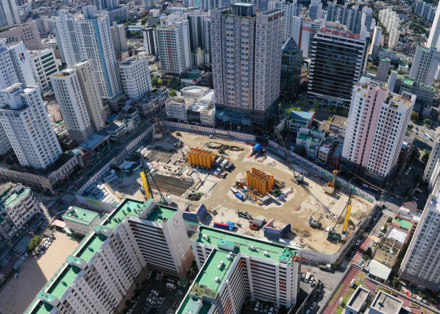 부산 부산진구 범천 1-1구역 재개발 조합이 부산도시공사에 공사비 검증을 신청했다. 28일 오후 부산진구 범천 1-1구역 재개발 현장. 정종회 기자 jjh@