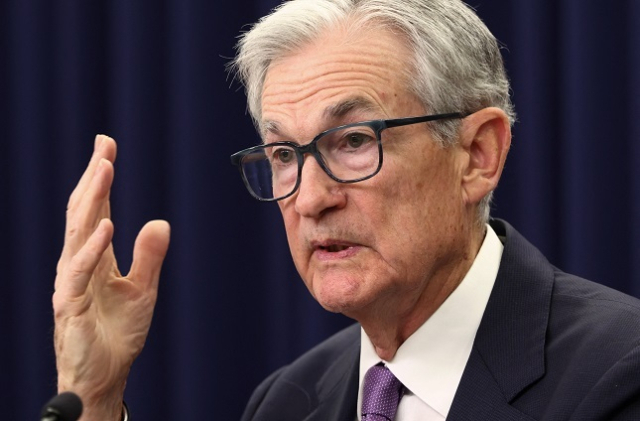 제롬 파월 미국 연방준비제도 의장이 29일(현지시간) 기준금리를 0.25%포인트 인하한 후 기자회견을 하고 있다. 연합뉴스