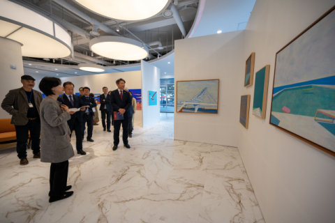 국립한국해양대, 개교 80주년 기념 미술작품전 '영원한 물결' 개최