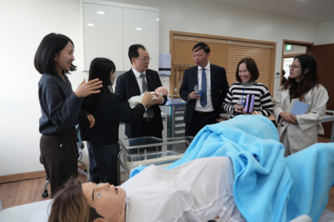 실습실 견학 사진(간호학과)