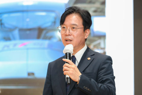 동아대, 김영훈 고용노동부 장관 초청 특강 성황리 개최