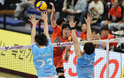 ‘오~케이 쌔리라!’ 부산 ‘배구 시대’ 화려한 막 올랐다