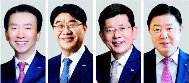 BNK금융지주 차기 회장 선임을 위한 2차 후보군이 27일 확정됐다. 왼쪽부터 김성주 BNK캐피탈 대표, 방성빈 BNK부산은행장, 빈대인 현 BNK금융지주 회장, 안감찬 전 부산은행장(가나다 순).