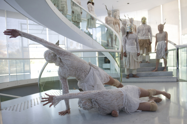 프랑스 니스의 아시아예술박물관에서 ‘장소 특정적’인 공연으로 '노 매터'(No Matter)를 선보이고 있다. 팔레 드 페스티벌(칸) 제공