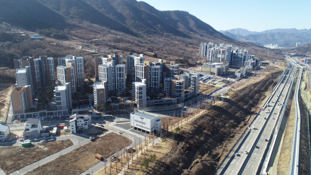 또다시 전체 사업 준공 시점이 2029년 6월로 늦춰지는 경남 양산 사송신도시 전경, 양산시 제공
