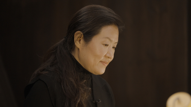 경주 우양미술관에서 열리고 있는 전시 ‘터너: 인 라이트 앤 셰이드’(Turner: In Light and Shade) 개관에 맞춰 한국을 찾은 영국 맨체스터대학 부설 휘트워스 미술관 이숙경 관장. 우양미술관 제공