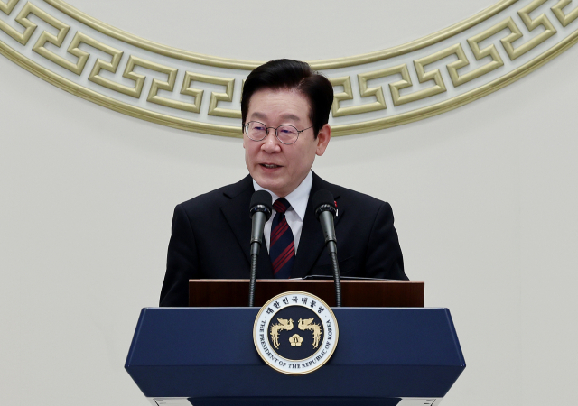 이재명 대통령이 2일 청와대 영빈관에서 열린 신년 인사회에서 인사말을 하고 있다. 연합뉴스