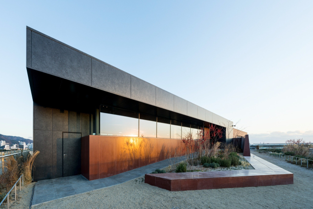 내달 개장 예정인 부산현대미술관 '옥상 레스토랑' 이미지. 부산현대미술관 제공