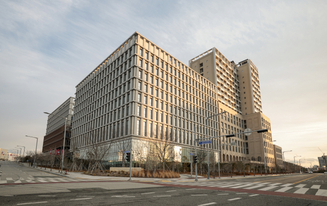 부산 최대 규모 실버타운인 기장군 ‘라우어 시니어타운’ 전경. 정대현 기자 jhyun@