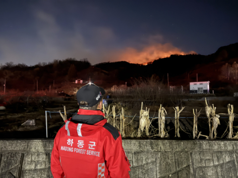 “작년 산불 재현될라” 광양 산불에 인근 하동군도 ‘초긴장’