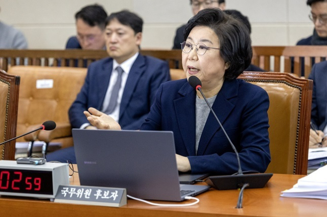 이혜훈 기획예산처 장관 후보자가 23일 국회 재정경제기획위원회에서 열린 인사청문회에서 의원 질의에 답변하고 있다. 연합뉴스