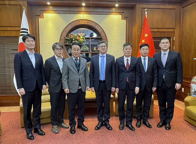 부산진해경제자유구역청과 주부산중국총영사관이 지난 22일 면담을 가졌다. 부진경자청 제공