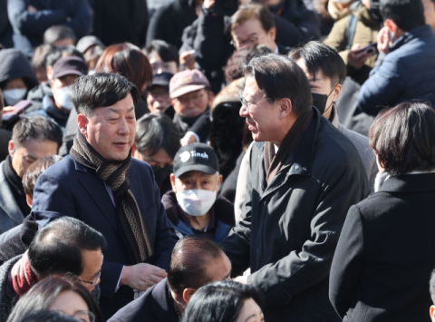 선거 전초전 방불케 한 대심도 개통식