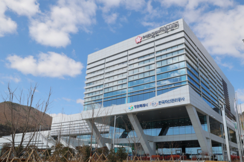 여좌국민체육센터 전경사진