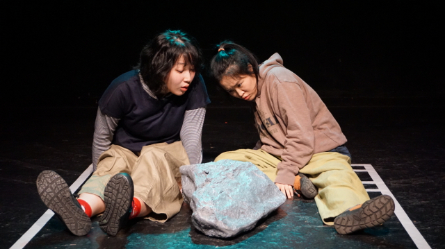 2025 신진 예술가 창작활동 지원을 받은 염지원의 '흡!' 공연 모습. 부산문화재단 제공