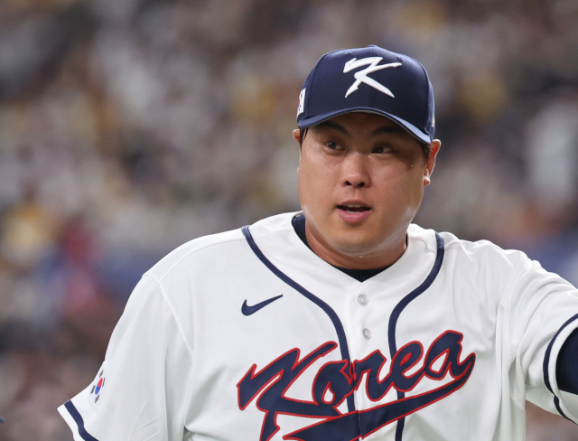 경험과 관록으로 무장한 류현진과 노경은이 WBC 한국 야구 대표팀 마운드의 키플레이어로 떠올랐다. 지난 2일 일본 프로야구 한신과의 평가전에 등판한 류현진과 노경은. 연합뉴스