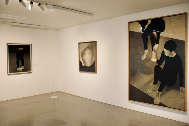 '점과 시간 사이의 무한한 층위' 도모헌 전시 전경. 무나 씨 작품. 부산시립미술관 제공