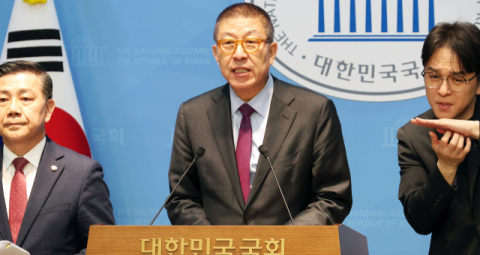 “‘그 입 다물라’ 소리치고 싶다”… 與 ‘부산 글로벌법’ 폐기에 국힘 ‘맹폭’