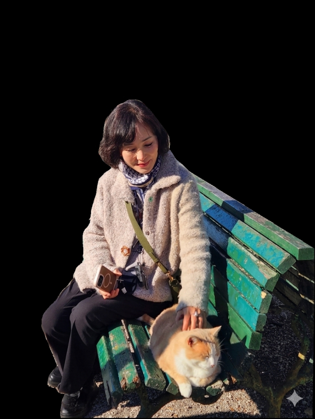 8년 전 도시를 떠나 산골로 들어간 공지영 작가의 모습. 박정애 제공