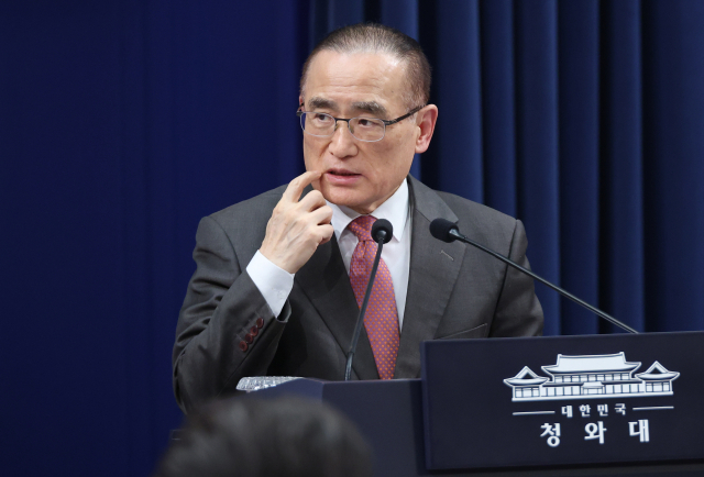 위성락 국가안보실장이 11일 청와대 기자회견장에서 HMM 나무호 관련 기자간담회를 준비하고 있다. 연합뉴스