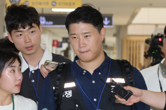 삼성그룹 초기업노동조합 삼성전자지부 최승호 위원장이 총파업 예고 시점을 이틀 앞둔 19일 정부세종청사 중앙노동위원회에서 열린 2차 사후조정 2일차 회의에 참석하고 있다. 연합뉴스