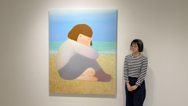 카린 갤러리 ‘싹싹하게’ 전시장에서 만난 김한나 작가. 김은영 기자 key66@