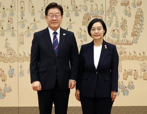 평범한 직장인→네이버 수장→국무총리…한성숙 총리 후보는 누구?