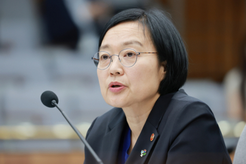 한성숙 총리 후보자 임명동의안, 여권 주도로 국회 통과…국힘은 불참
