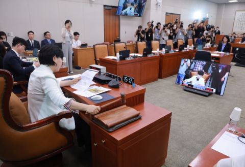 반대 여론 압도하는데…與 보완수사권 ‘완전 폐지’ 쐐기