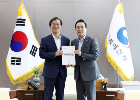 부산항 피지컬 AI 대전환·전력반도체 사업, 국비 지원 요청