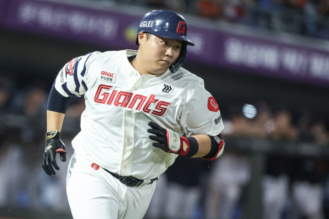 이대호의 2022년 23개 홈런 이후 4년 만에 롯데 타자 시즌 20홈런에 도전하는 한동희. 롯데 자이언츠 제공