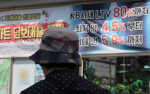 소득 다 부어도 빚 못 갚는 차주 다시 늘었다