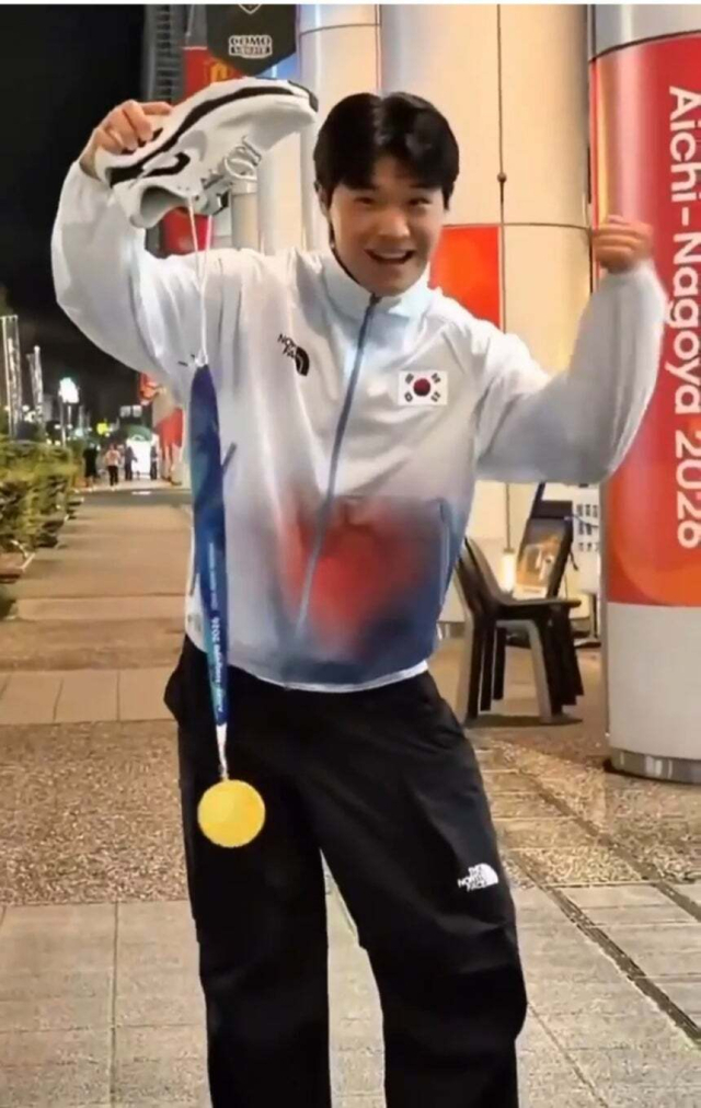 최우진 선수가 자신의 SNS에 올렸다가 삭제한 영상 캡처.