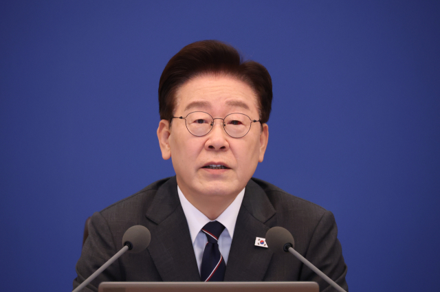이재명 대통령이 6일 청와대에서 열린 국무회의에서 발언하고 있다. 연합뉴스