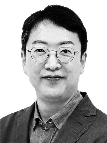 [오션 뷰] 아크로호 이후의 길