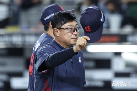 3년 연속 7위 롯데, 김태형 감독과 재계약 않기로