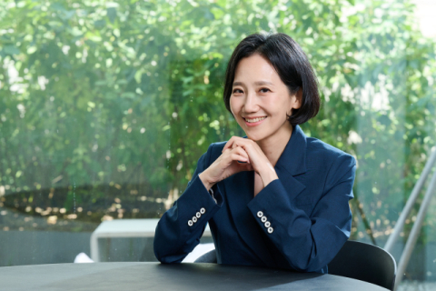 김지윤
