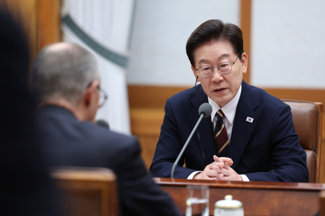 이재명 대통령이 29일 청와대에서 열린 프리드리히 메르츠 독일 총리와의 정상회담에서 발언하고 있다. 연합뉴스